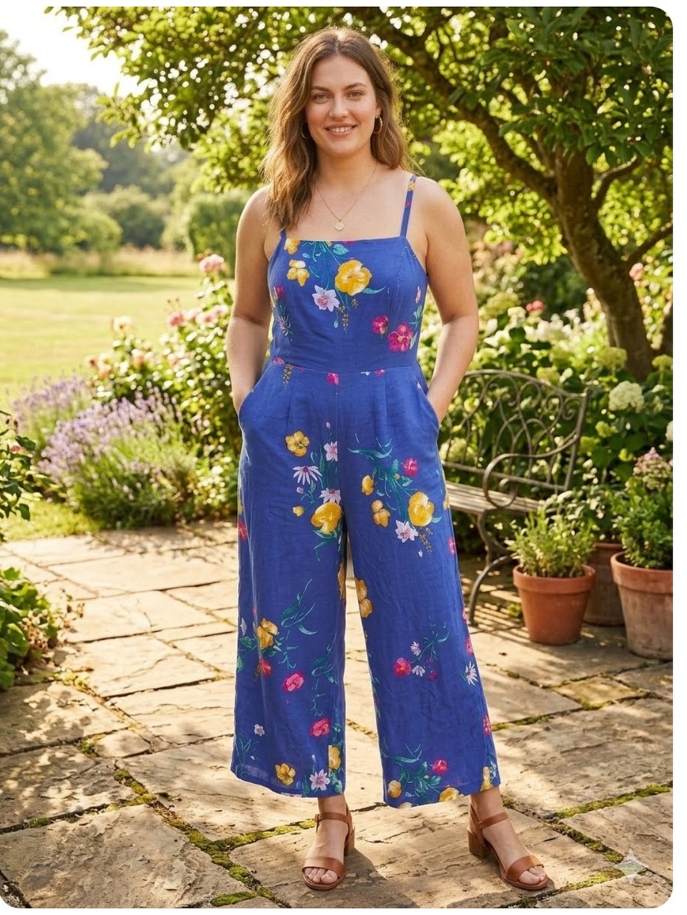 Vibrant blue summer cropped jumpsuit w adjustable straps. Ladies Medium